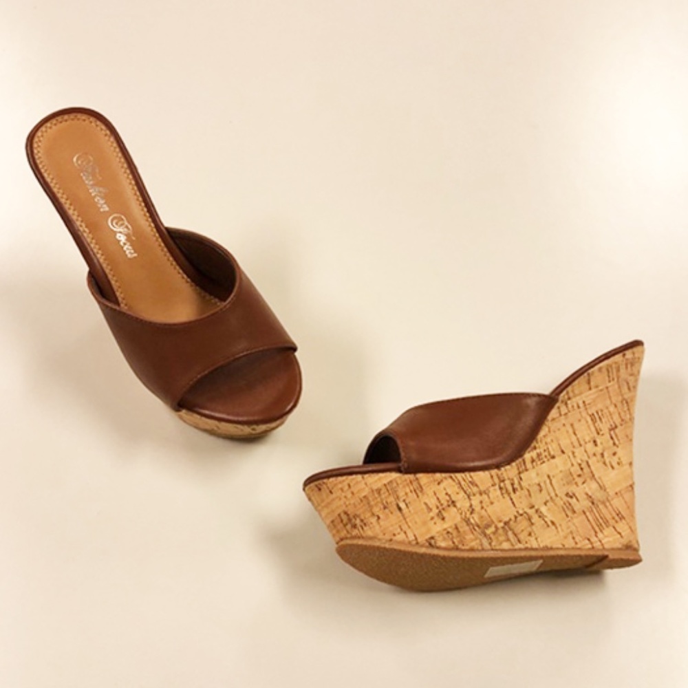 Wedge Sandals from Fashion Focus - Ardo42 Brown